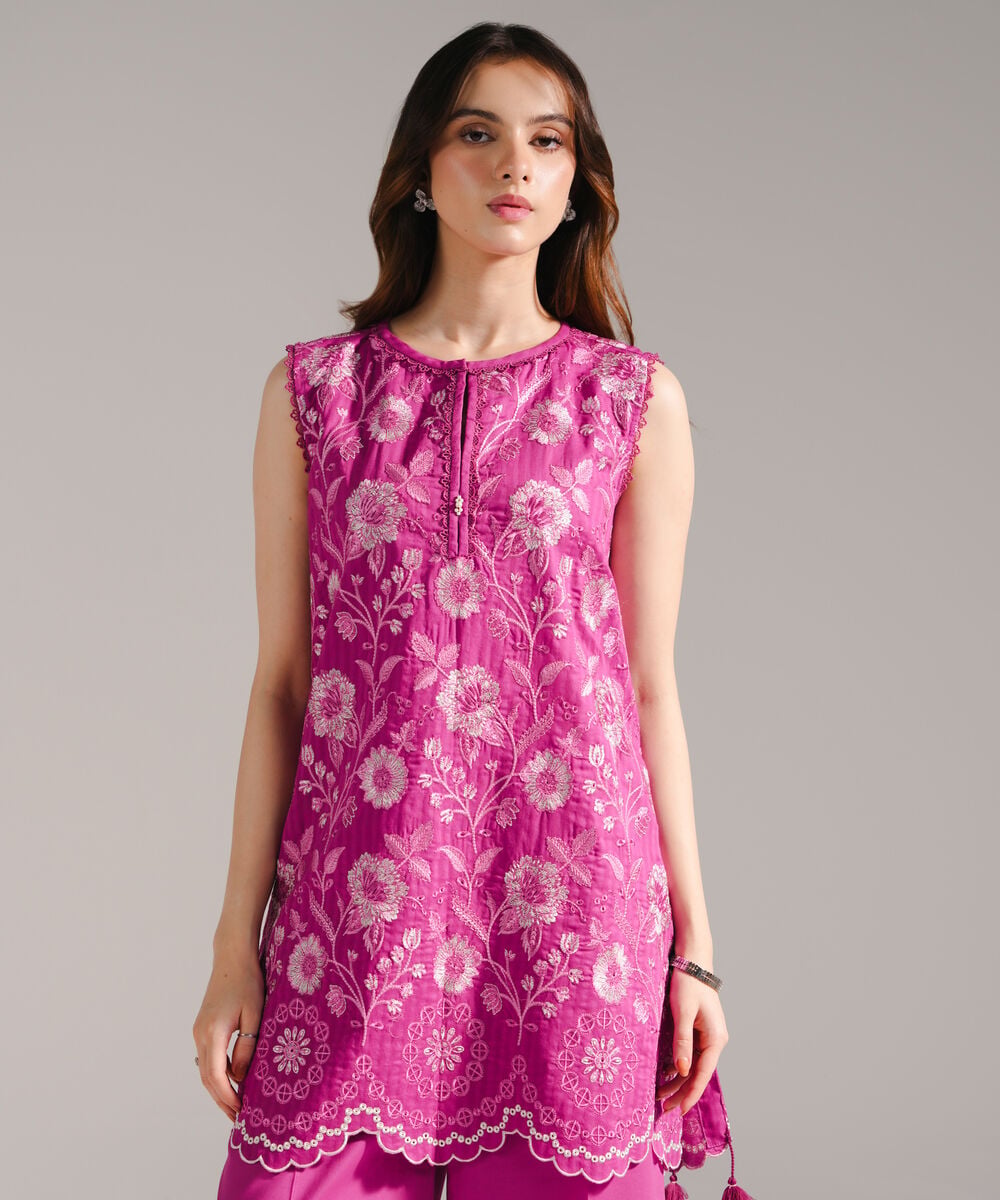 lookbook image shop_this_look_EcLGgQ
