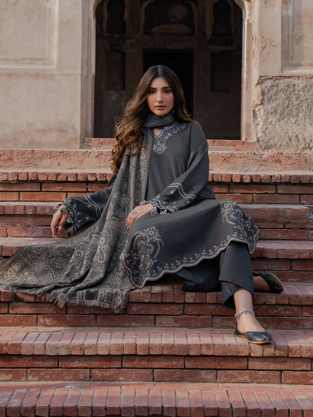 Lawn-3PC Embroidered with Digital Printed Jacquard Dupatta-5050